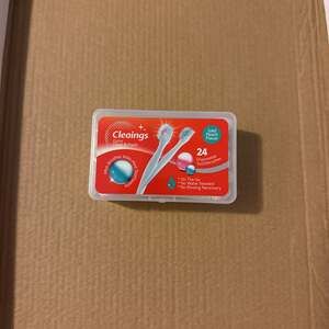 24  Mini Brushes Disposable Toothbrushes with Toothpaste